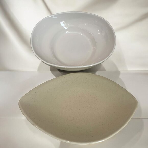 Pfaltzgraff Cappuccino Stoneware Set of 4 Leaf Plates with Serving Dish - Picture 10 of 11